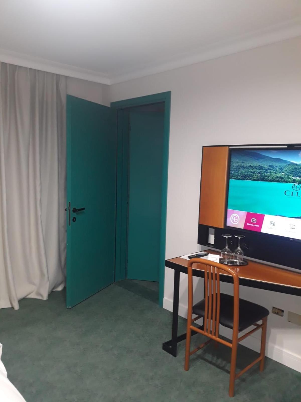 Hotel Celis 바르치스 외부 사진