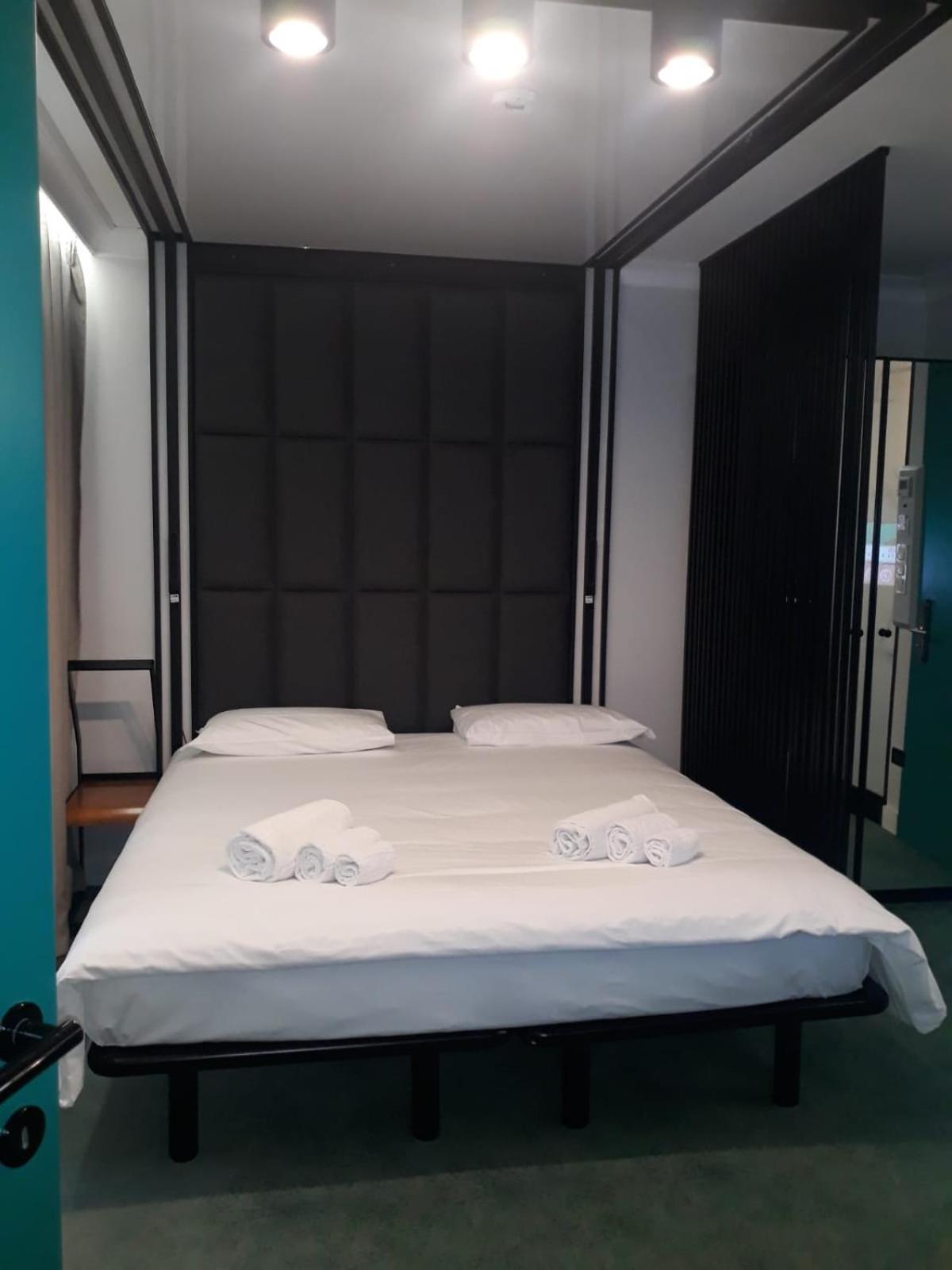 Hotel Celis 바르치스 외부 사진