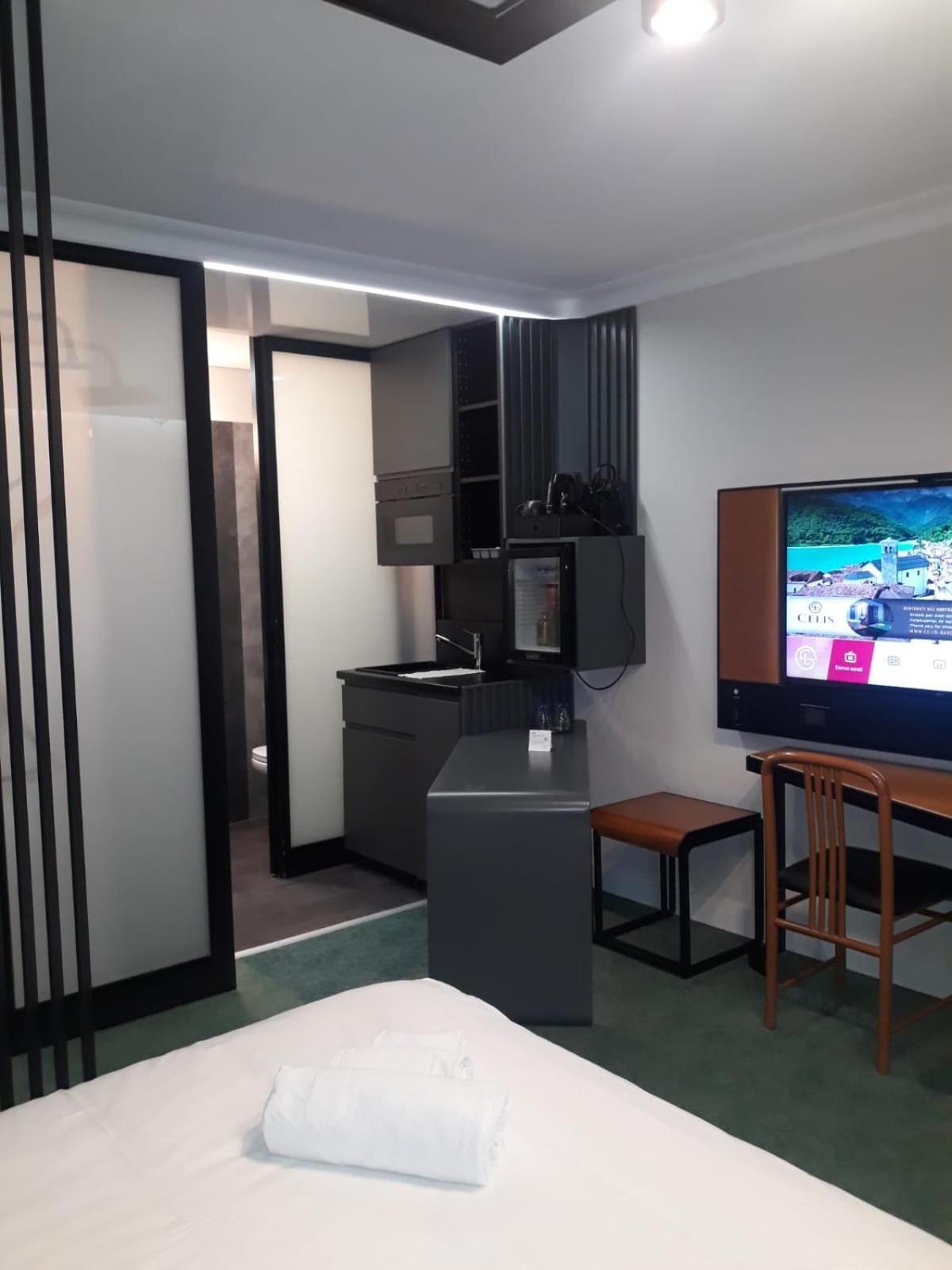 Hotel Celis 바르치스 외부 사진