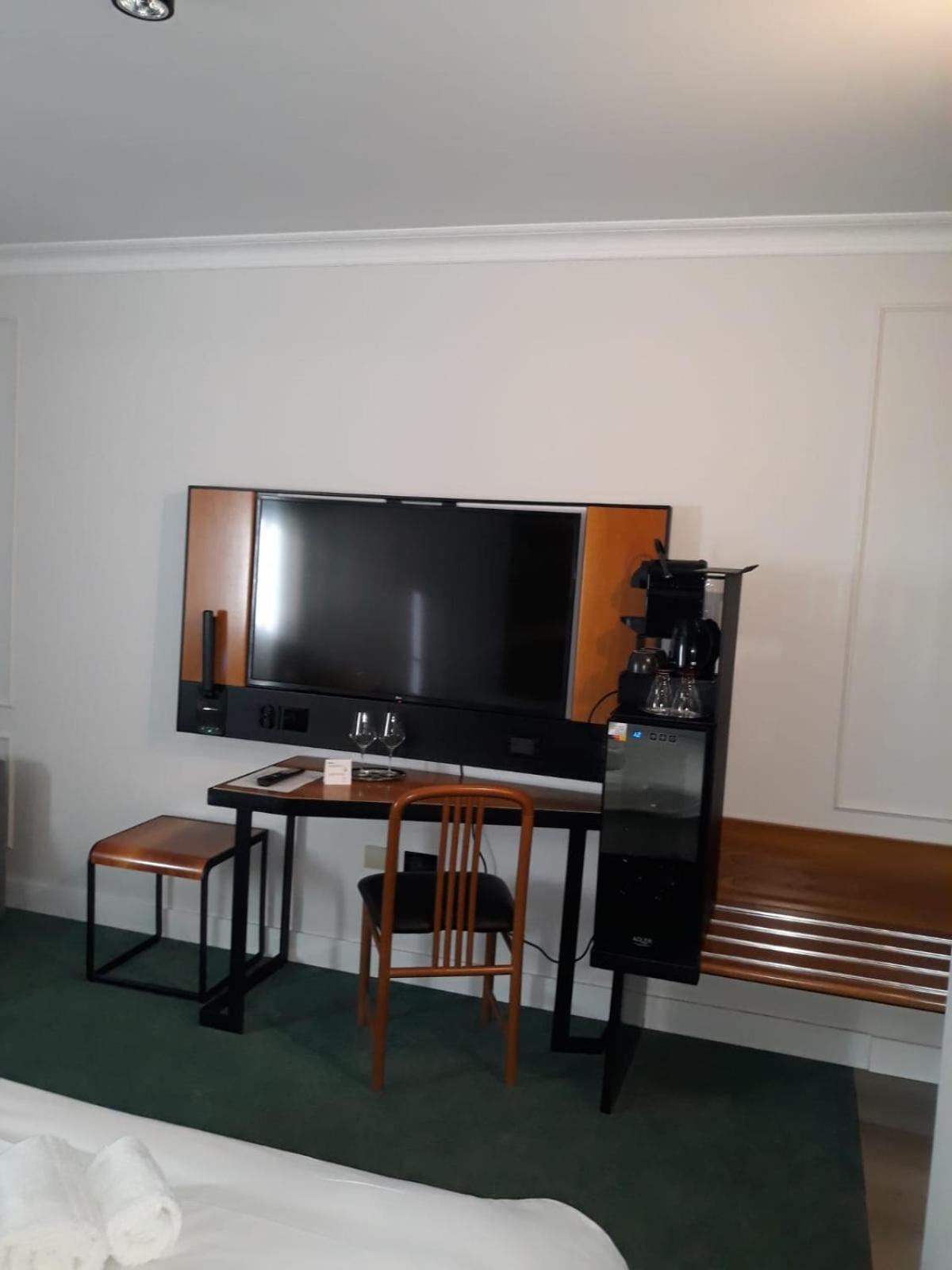 Hotel Celis 바르치스 외부 사진