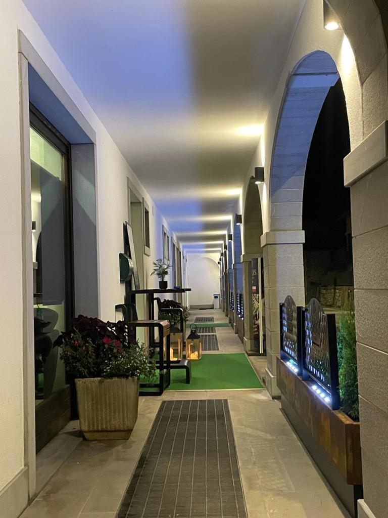 Hotel Celis 바르치스 외부 사진